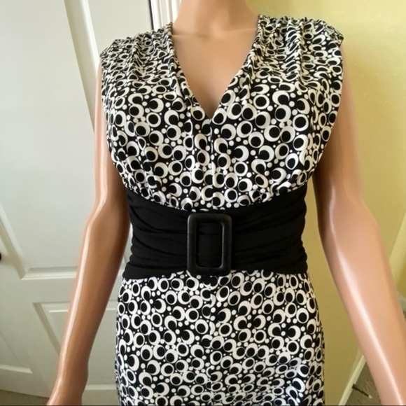 Connected Apparel 8 Black/White Dress Soft - Picture 2 of 6